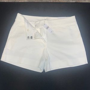 *NWT** Loft “The Riviera Short” * Size 4 * 4inch inseam* white